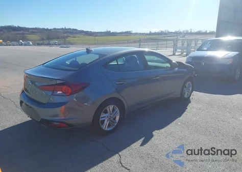 2019 Hyundai Elantra Sel z USA, uszkodzony, nr VIN 5NPD84LF3KH426224